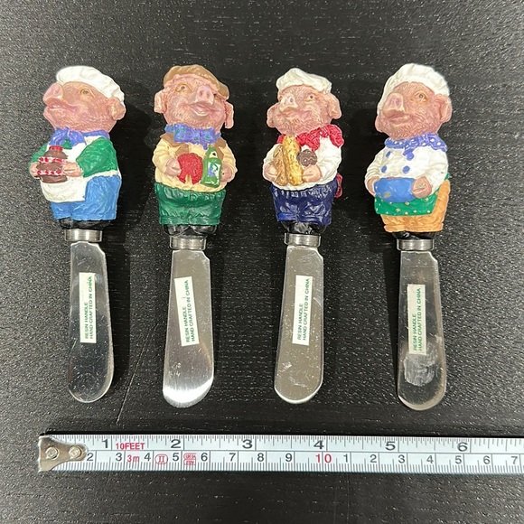 Boston Warehouse Pig Chef Butter Knife & Cheese Spreader Set of 4 - Picture 4 of 6